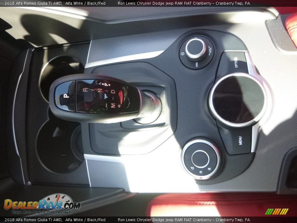 2018 Alfa Romeo Giulia Ti AWD Alfa White / Black/Red Photo #28