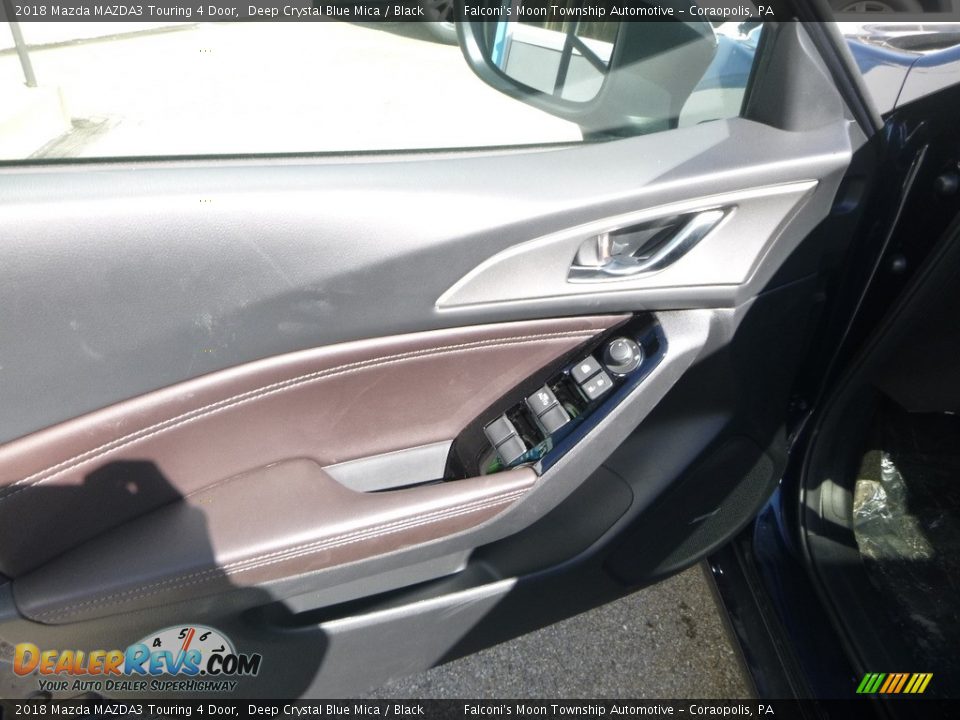 2018 Mazda MAZDA3 Touring 4 Door Deep Crystal Blue Mica / Black Photo #11
