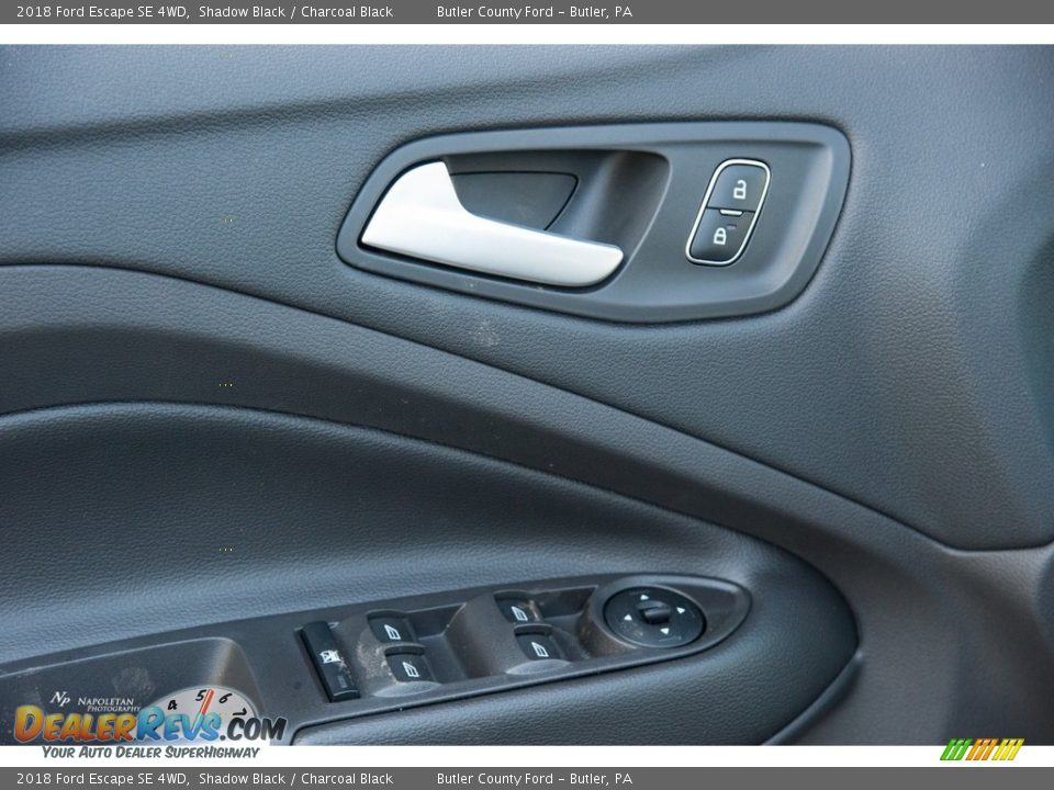 2018 Ford Escape SE 4WD Shadow Black / Charcoal Black Photo #5