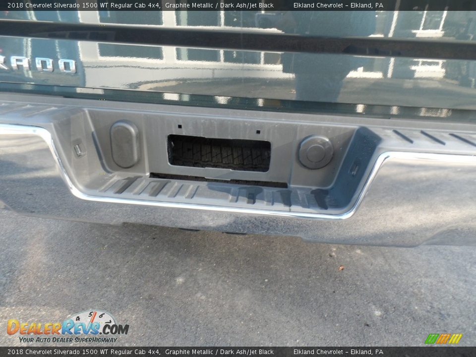 2018 Chevrolet Silverado 1500 WT Regular Cab 4x4 Graphite Metallic / Dark Ash/Jet Black Photo #10