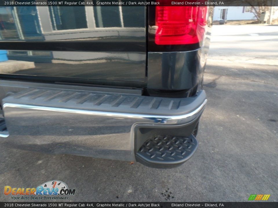 2018 Chevrolet Silverado 1500 WT Regular Cab 4x4 Graphite Metallic / Dark Ash/Jet Black Photo #11