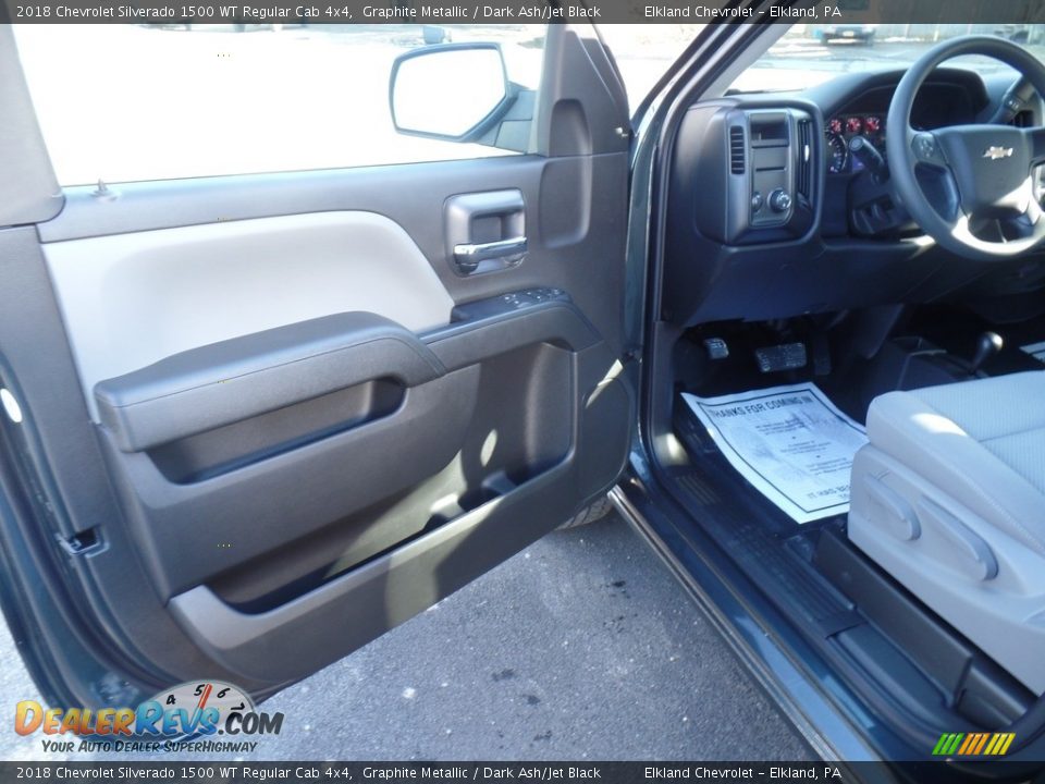 2018 Chevrolet Silverado 1500 WT Regular Cab 4x4 Graphite Metallic / Dark Ash/Jet Black Photo #12