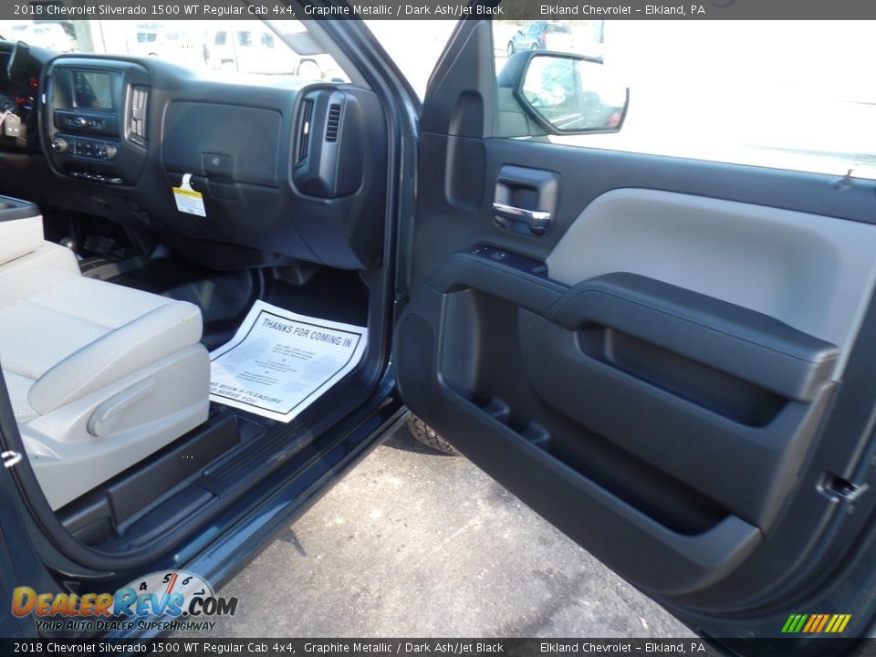 2018 Chevrolet Silverado 1500 WT Regular Cab 4x4 Graphite Metallic / Dark Ash/Jet Black Photo #33