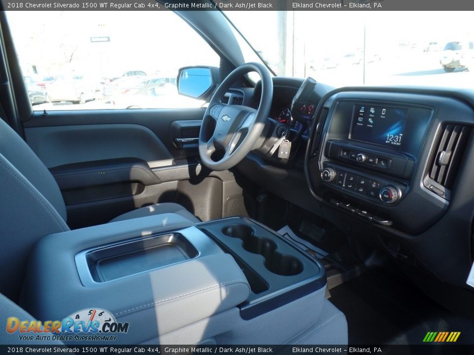2018 Chevrolet Silverado 1500 WT Regular Cab 4x4 Graphite Metallic / Dark Ash/Jet Black Photo #35