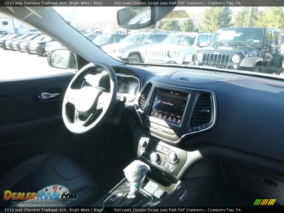 2019 Jeep Cherokee Trailhawk 4x4 Bright White / Black Photo #10