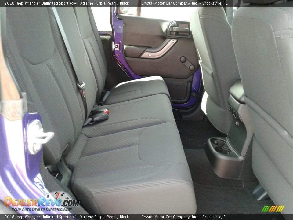 2018 Jeep Wrangler Unlimited Sport 4x4 Xtreme Purple Pearl / Black Photo #11
