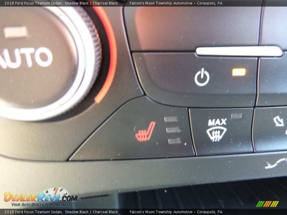 2018 Ford Focus Titanium Sedan Shadow Black / Charcoal Black Photo #15
