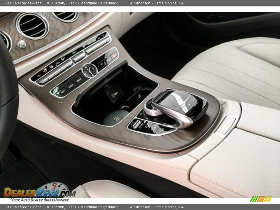 2018 Mercedes-Benz E 300 Sedan Black / Macchiato Beige/Black Photo #7
