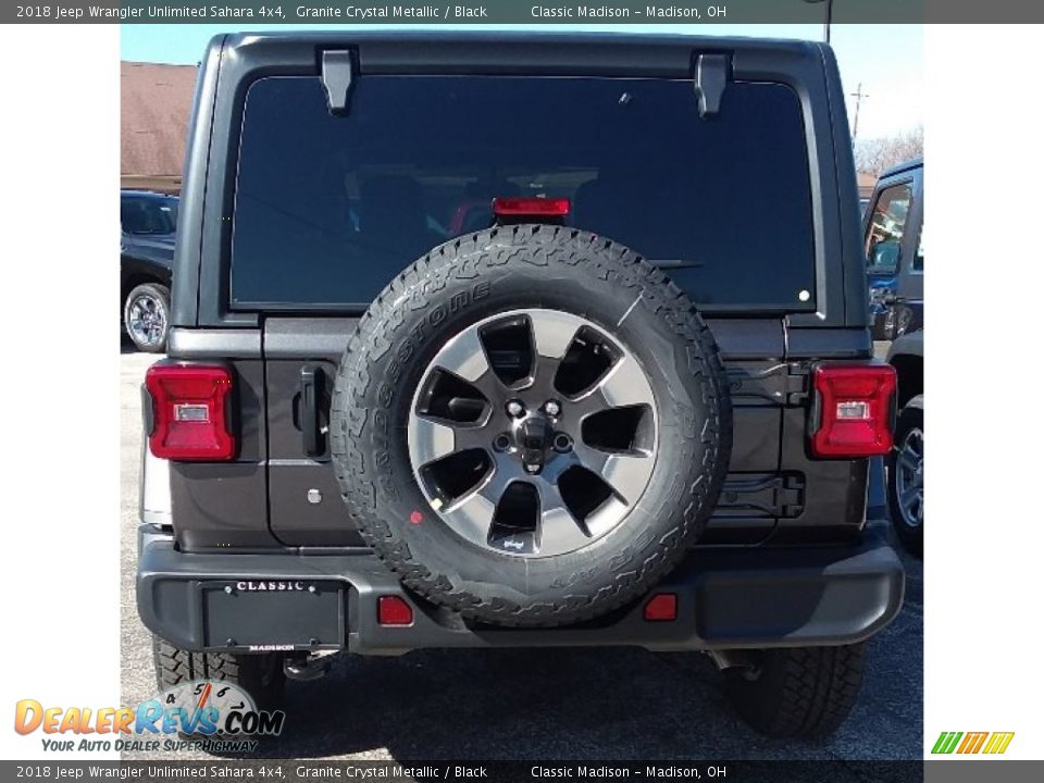 2018 Jeep Wrangler Unlimited Sahara 4x4 Granite Crystal Metallic / Black Photo #3