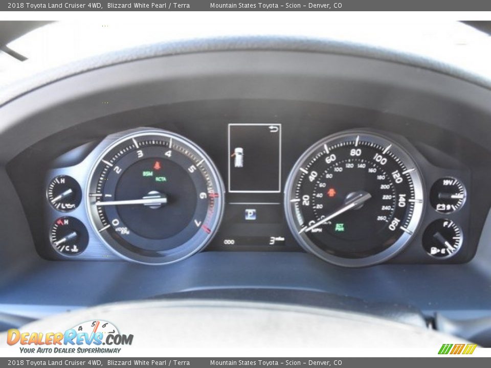 2018 Toyota Land Cruiser 4WD Blizzard White Pearl / Terra Photo #32