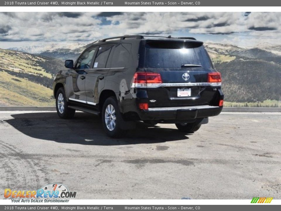 2018 Toyota Land Cruiser 4WD Midnight Black Metallic / Terra Photo #3