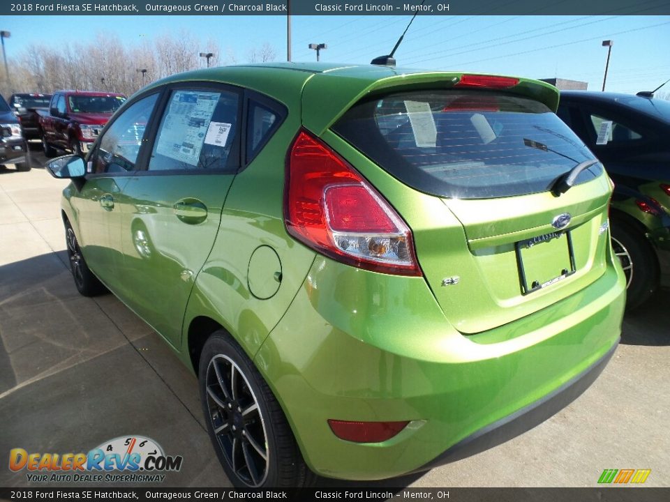 2018 Ford Fiesta SE Hatchback Outrageous Green / Charcoal Black Photo #3