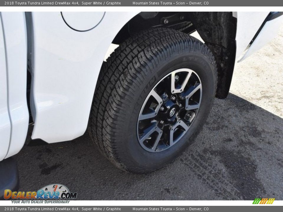 2018 Toyota Tundra Limited CrewMax 4x4 Super White / Graphite Photo #34