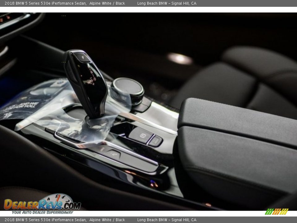 2018 BMW 5 Series 530e iPerfomance Sedan Alpine White / Black Photo #10