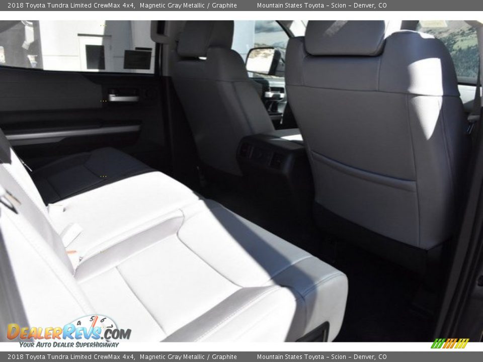 2018 Toyota Tundra Limited CrewMax 4x4 Magnetic Gray Metallic / Graphite Photo #17