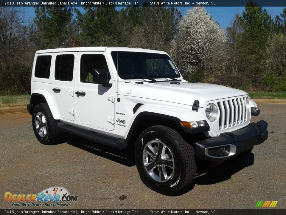 2018 Jeep Wrangler Unlimited Sahara 4x4 Bright White / Black/Heritage Tan Photo #4