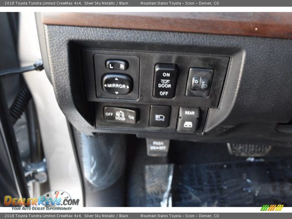 2018 Toyota Tundra Limited CrewMax 4x4 Silver Sky Metallic / Black Photo #25