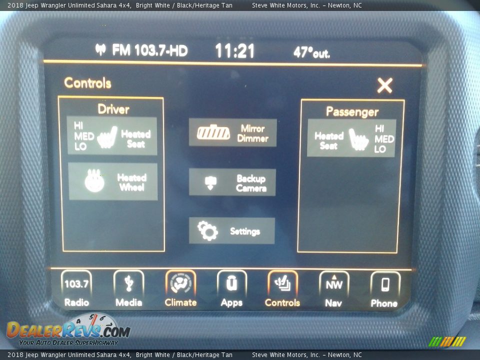 2018 Jeep Wrangler Unlimited Sahara 4x4 Bright White / Black/Heritage Tan Photo #22