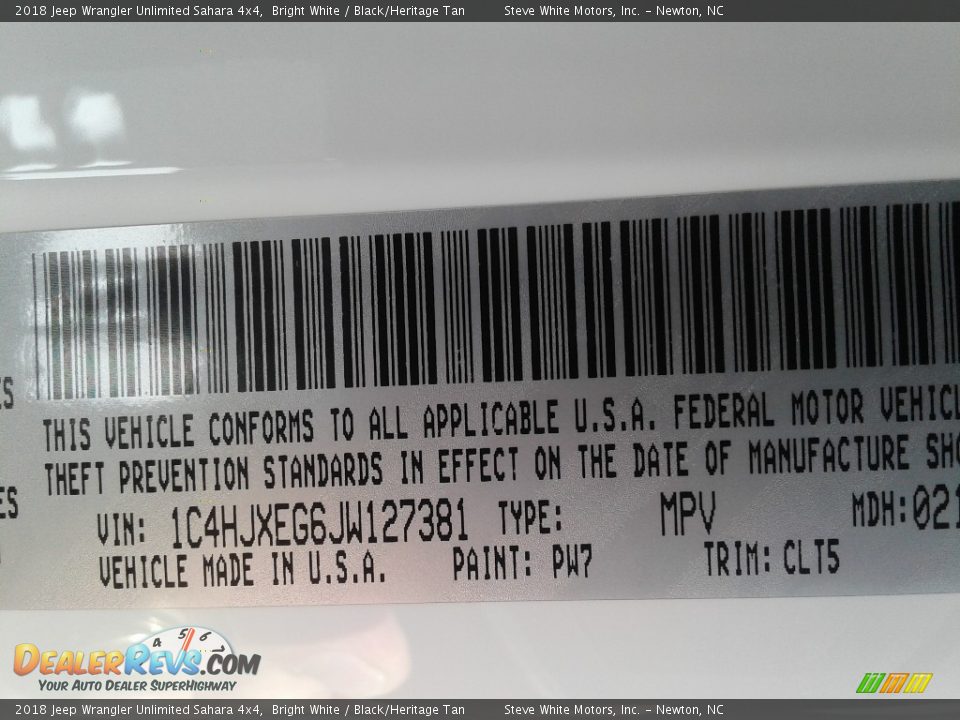 2018 Jeep Wrangler Unlimited Sahara 4x4 Bright White / Black/Heritage Tan Photo #30