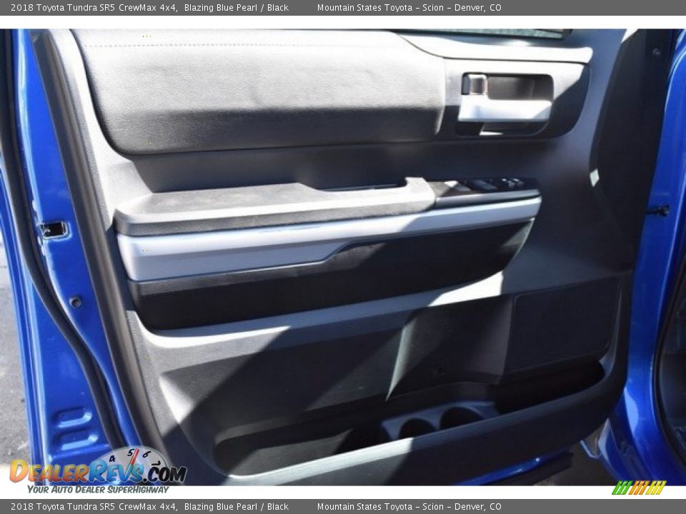 2018 Toyota Tundra SR5 CrewMax 4x4 Blazing Blue Pearl / Black Photo #20