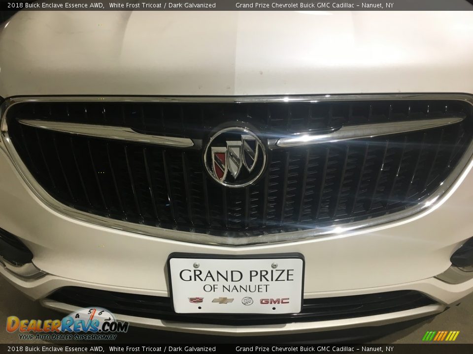2018 Buick Enclave Essence AWD White Frost Tricoat / Dark Galvanized Photo #8