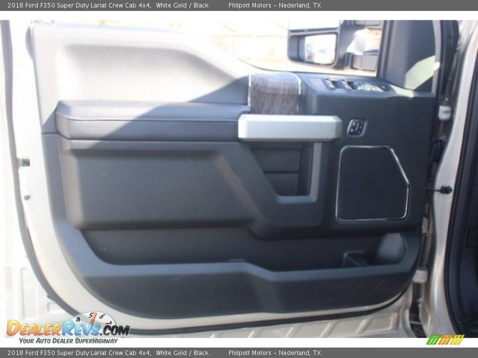 2018 Ford F350 Super Duty Lariat Crew Cab 4x4 White Gold / Black Photo #11