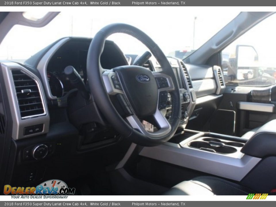 2018 Ford F350 Super Duty Lariat Crew Cab 4x4 White Gold / Black Photo #12