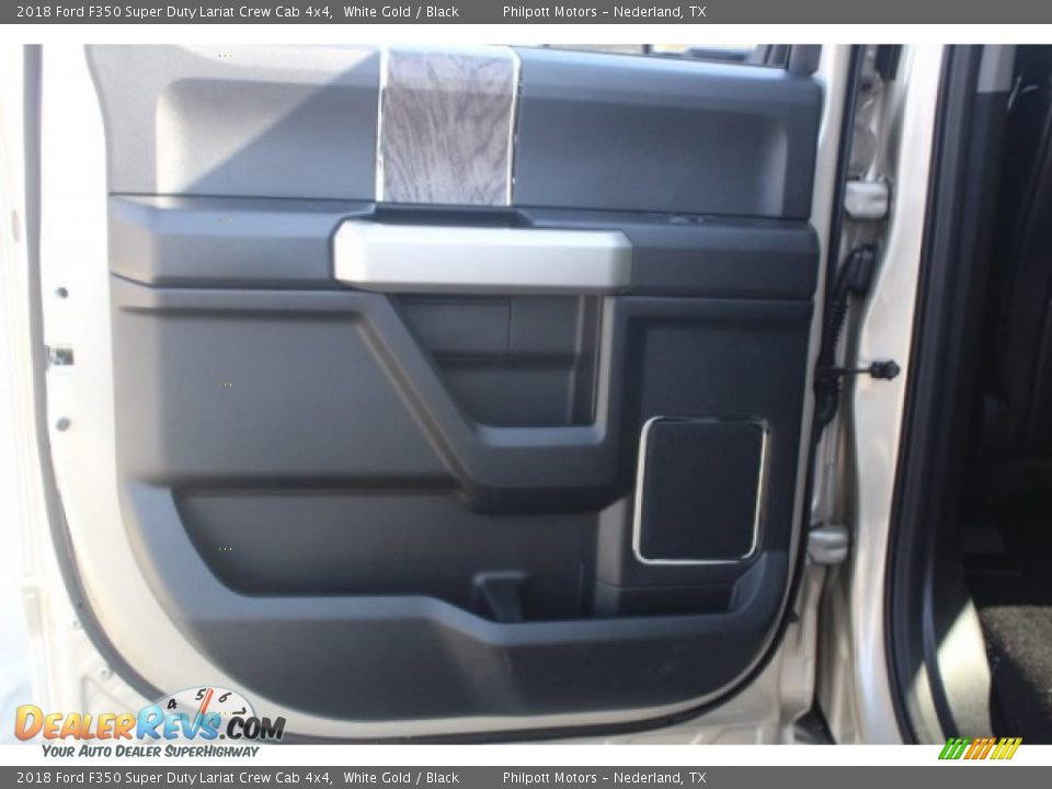 2018 Ford F350 Super Duty Lariat Crew Cab 4x4 White Gold / Black Photo #21