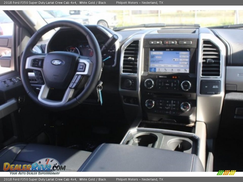 2018 Ford F350 Super Duty Lariat Crew Cab 4x4 White Gold / Black Photo #23