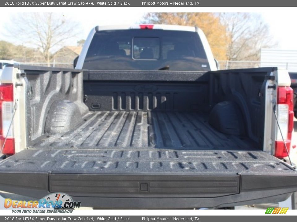 2018 Ford F350 Super Duty Lariat Crew Cab 4x4 White Gold / Black Photo #25