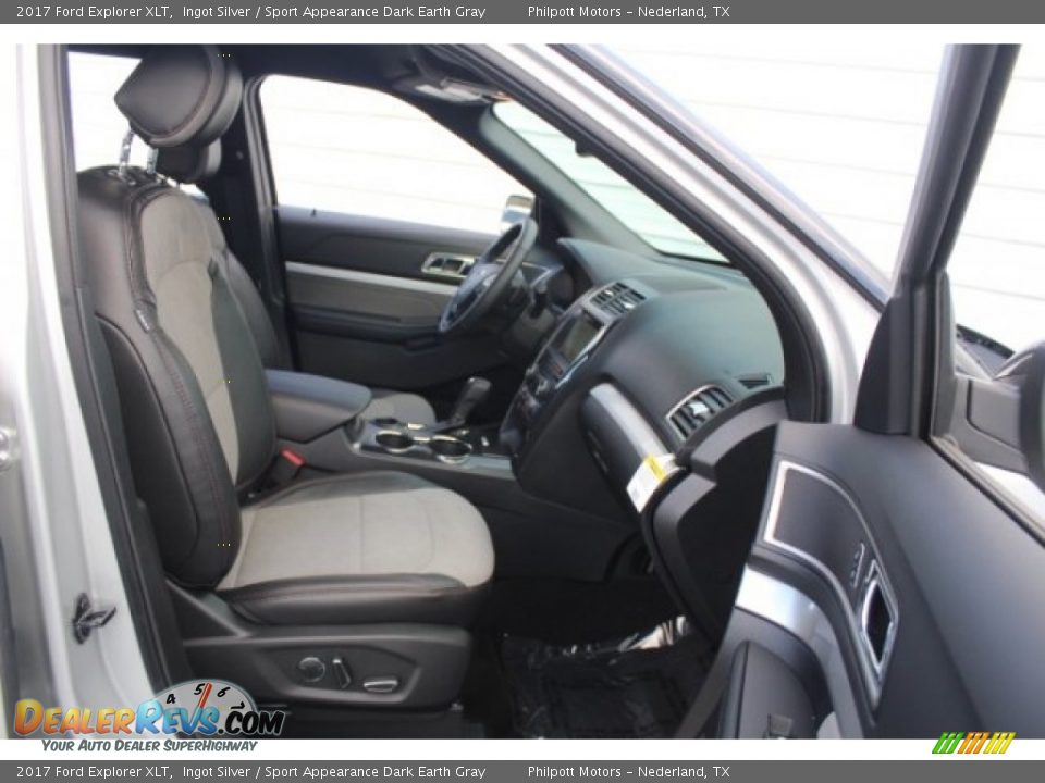 2017 Ford Explorer XLT Ingot Silver / Sport Appearance Dark Earth Gray Photo #32