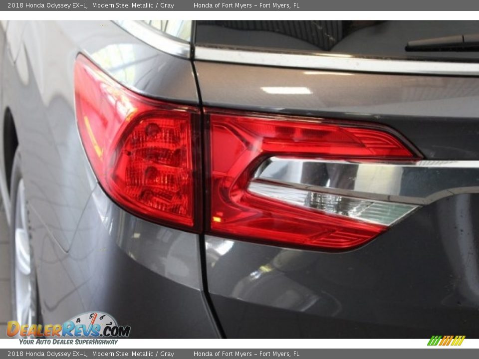 2018 Honda Odyssey EX-L Modern Steel Metallic / Gray Photo #9