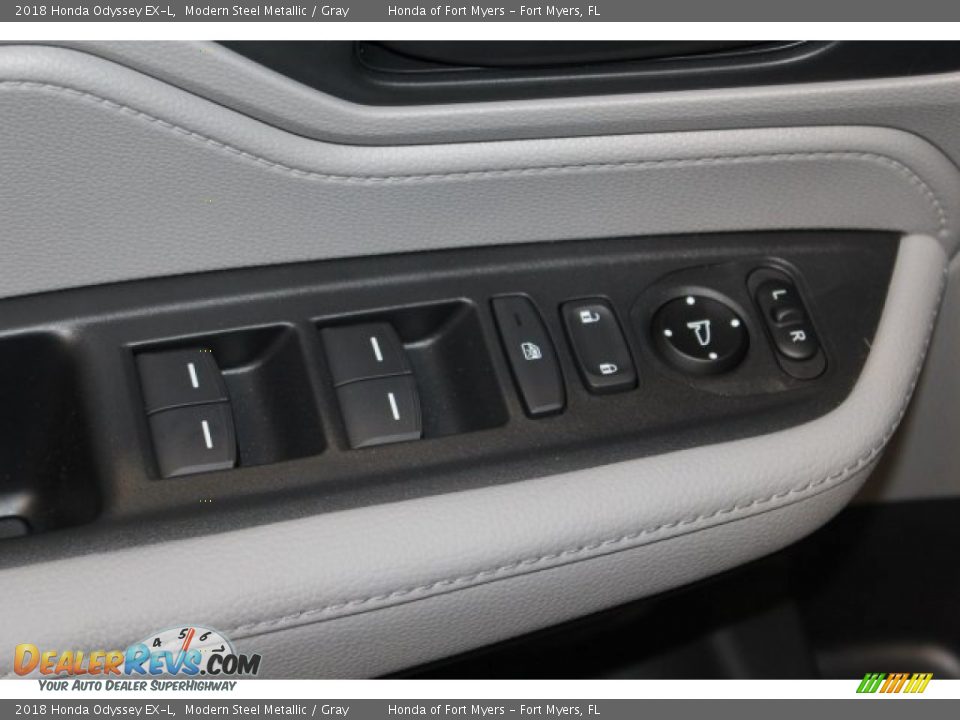 2018 Honda Odyssey EX-L Modern Steel Metallic / Gray Photo #16