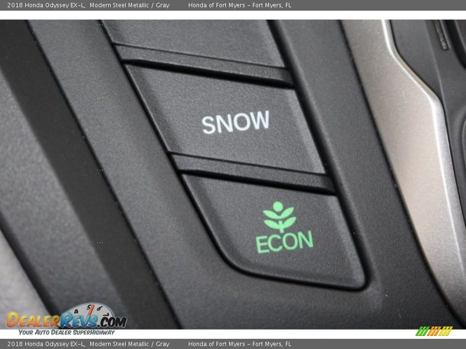 2018 Honda Odyssey EX-L Modern Steel Metallic / Gray Photo #31