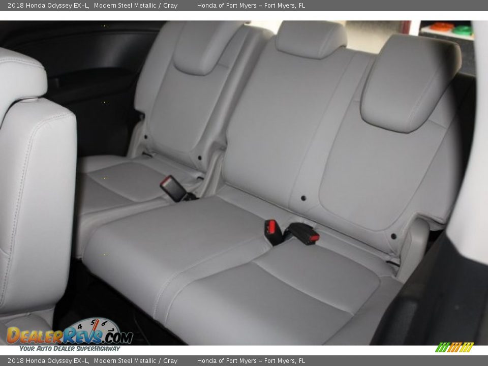2018 Honda Odyssey EX-L Modern Steel Metallic / Gray Photo #34