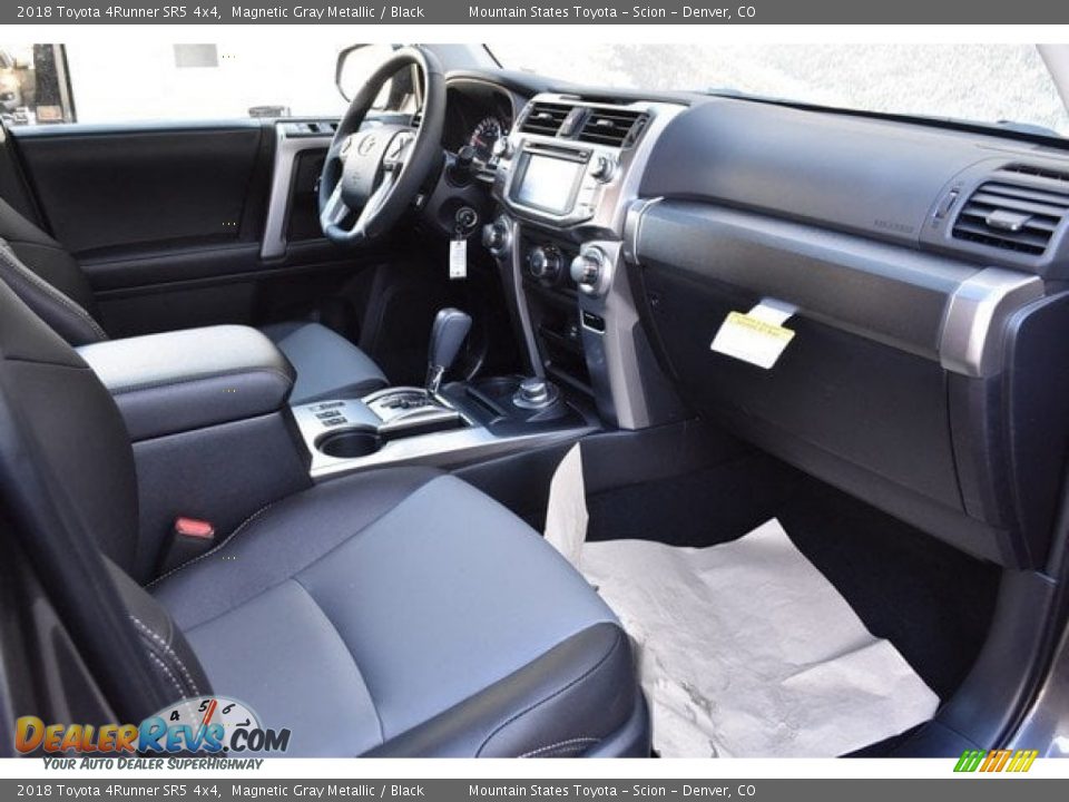 2018 Toyota 4Runner SR5 4x4 Magnetic Gray Metallic / Black Photo #10