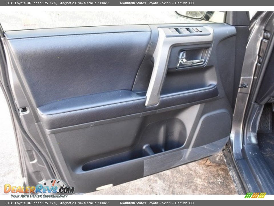 2018 Toyota 4Runner SR5 4x4 Magnetic Gray Metallic / Black Photo #19