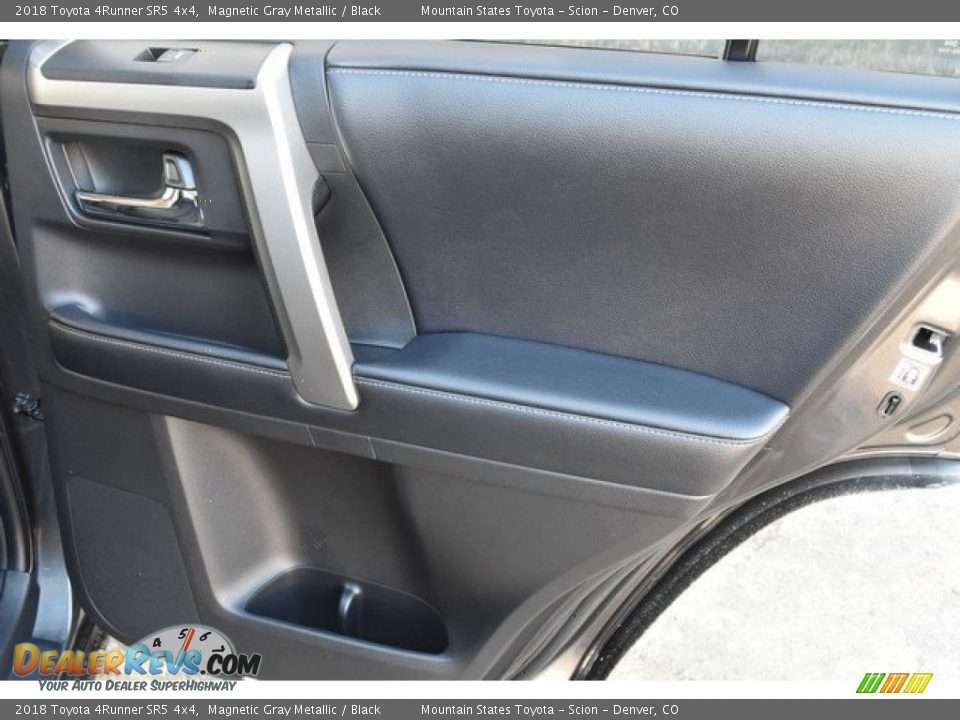 2018 Toyota 4Runner SR5 4x4 Magnetic Gray Metallic / Black Photo #22