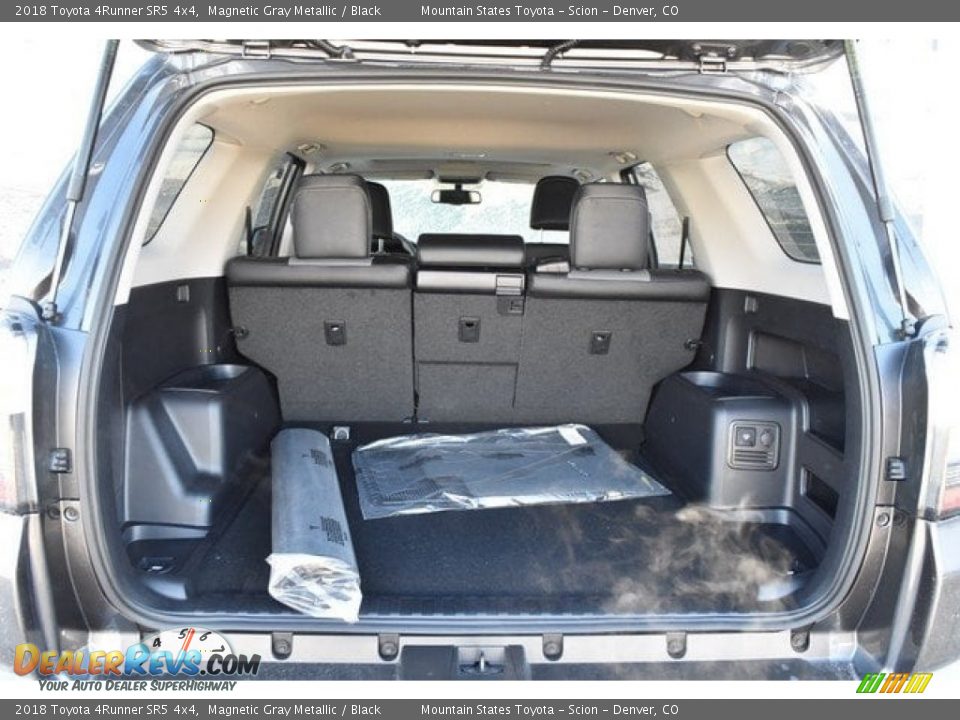 2018 Toyota 4Runner SR5 4x4 Magnetic Gray Metallic / Black Photo #30