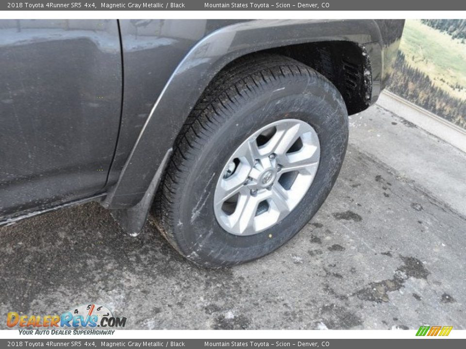 2018 Toyota 4Runner SR5 4x4 Magnetic Gray Metallic / Black Photo #35