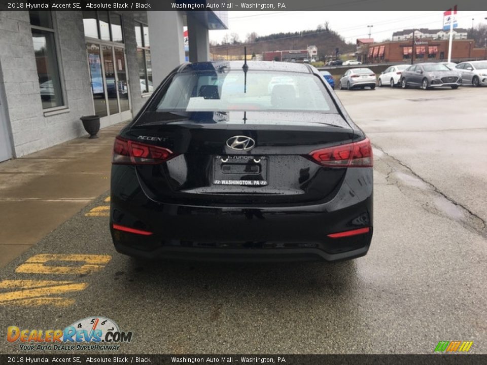 2018 Hyundai Accent SE Absolute Black / Black Photo #5