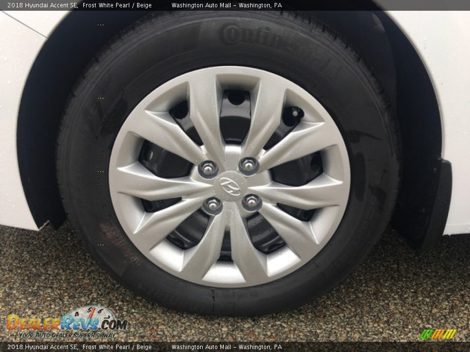 2018 Hyundai Accent SE Frost White Pearl / Beige Photo #25
