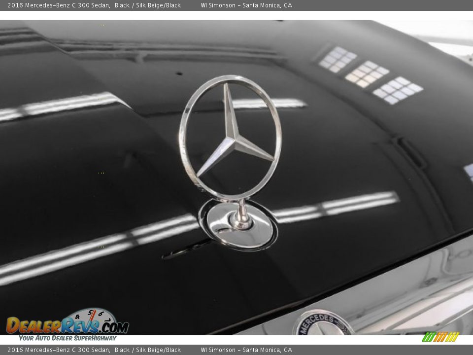 2016 Mercedes-Benz C 300 Sedan Black / Silk Beige/Black Photo #32