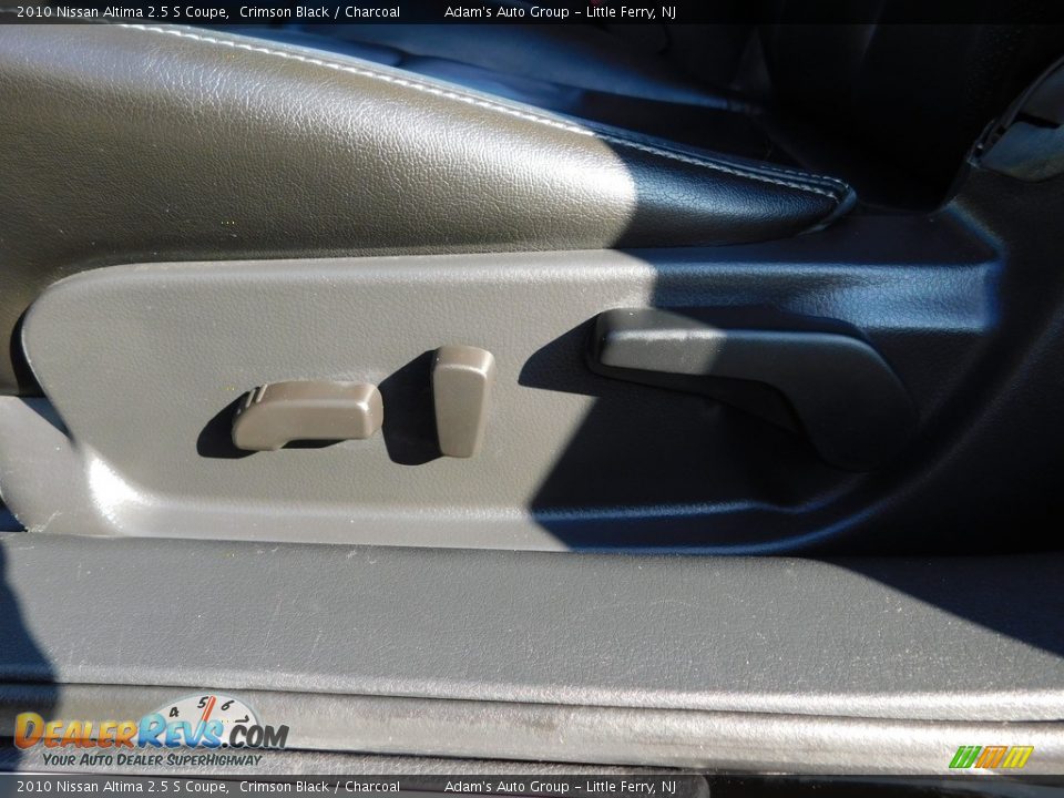 2010 Nissan Altima 2.5 S Coupe Crimson Black / Charcoal Photo #15