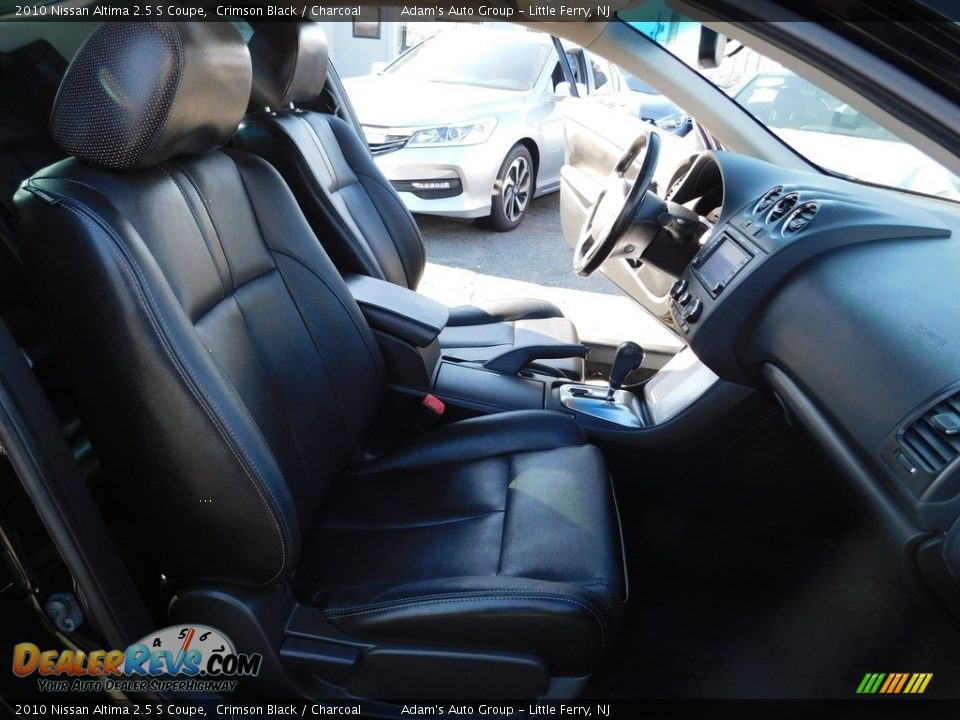 2010 Nissan Altima 2.5 S Coupe Crimson Black / Charcoal Photo #17