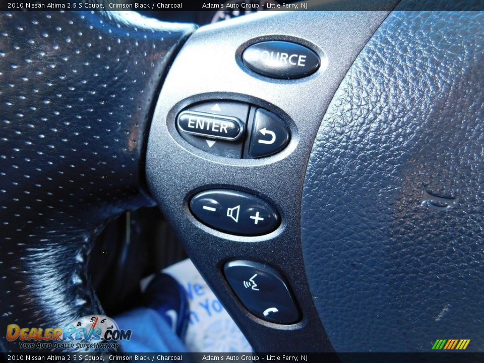 2010 Nissan Altima 2.5 S Coupe Crimson Black / Charcoal Photo #22