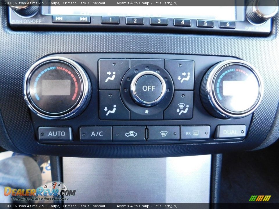 2010 Nissan Altima 2.5 S Coupe Crimson Black / Charcoal Photo #31