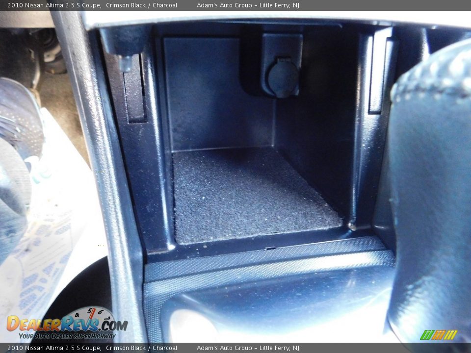 2010 Nissan Altima 2.5 S Coupe Crimson Black / Charcoal Photo #33