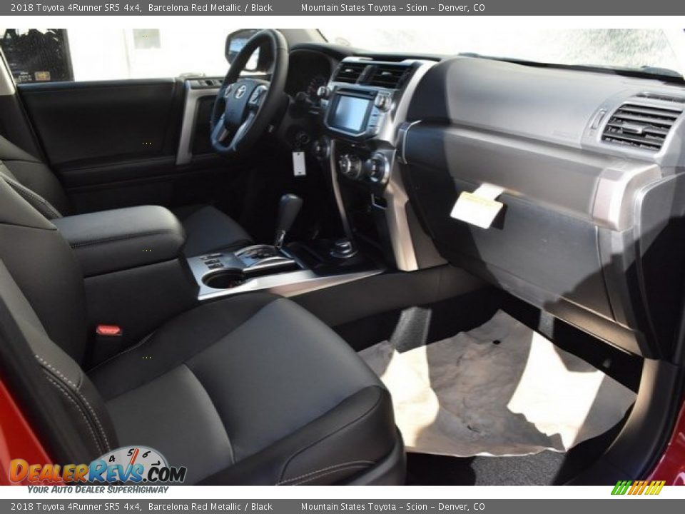 2018 Toyota 4Runner SR5 4x4 Barcelona Red Metallic / Black Photo #11