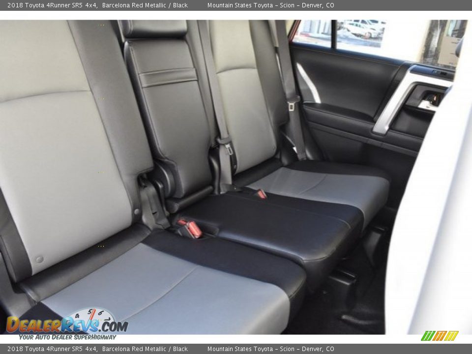 2018 Toyota 4Runner SR5 4x4 Barcelona Red Metallic / Black Photo #19